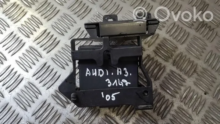 Audi A3 S3 8P Door control unit/module 1k0907530f