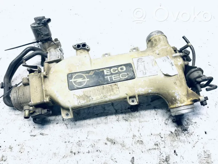 Opel Vectra B Kolektor ssący 90499560
