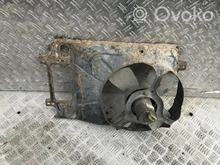 Volkswagen Polo II 86C 2F Kale ventilateur de radiateur refroidissement moteur 