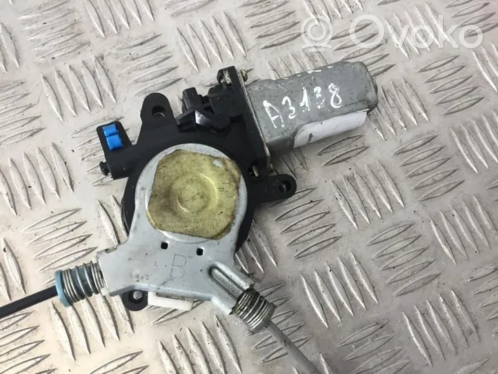 Honda CR-V Front door window regulator motor 