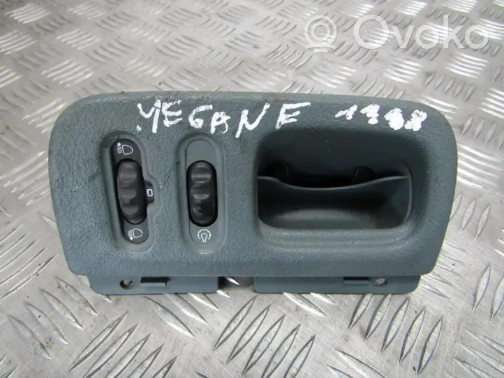 Renault Megane I Panelės apšvietimo reguliavimo jungtukas 7700841200