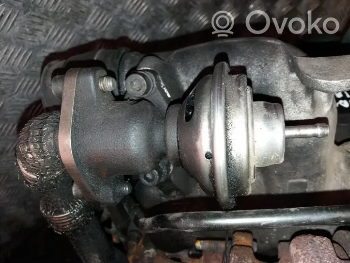 Audi A4 S4 B5 8D Valvola EGR 028131501E