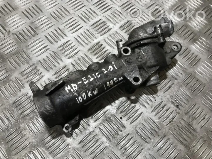 Mercedes-Benz C W203 Tuyau de liquide de refroidissement moteur 1112030473