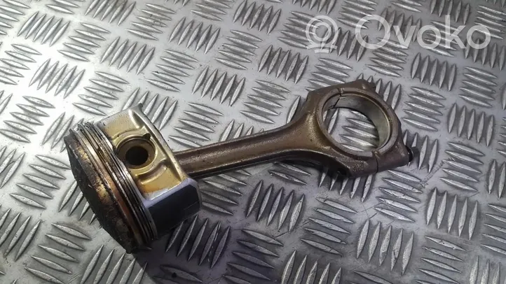 Audi A6 S6 C4 4A Piston with connecting rod 0776