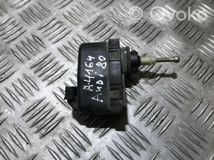 Audi 80 90 B3 Headlight level adjustment motor 1132008309