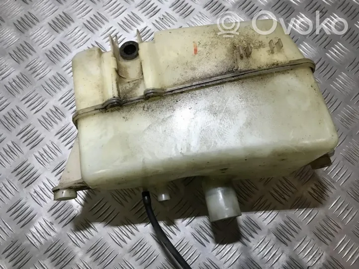 Volvo S70  V70  V70 XC Windshield washer fluid reservoir/tank 9190692