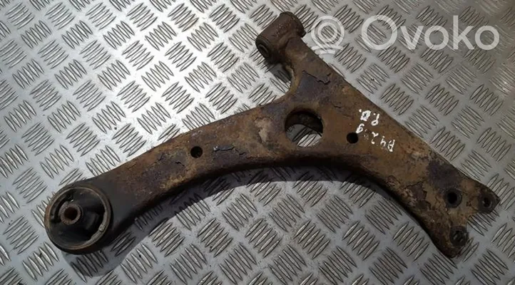 Toyota Corolla E120 E130 Braccio di controllo sospensione anteriore inferiore/braccio oscillante 