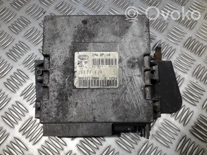 Citroen Xantia Calculateur moteur ECU 9621213880