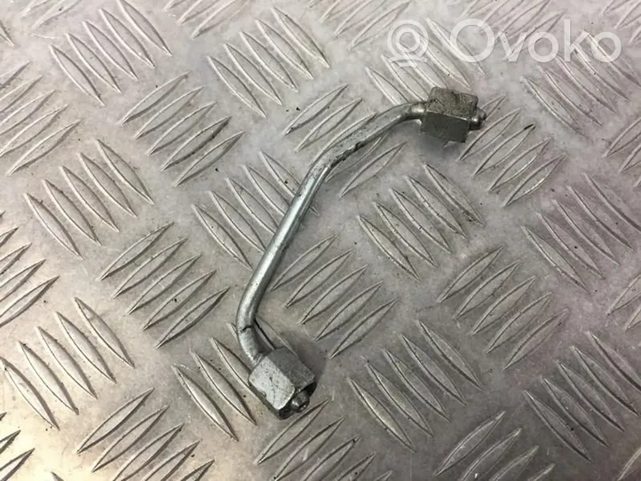 Audi A5 8T 8F Tuyau d'alimentation conduite de carburant 