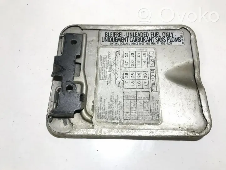 Audi 80 90 B2 Sportello del serbatoio del carburante 811809909a