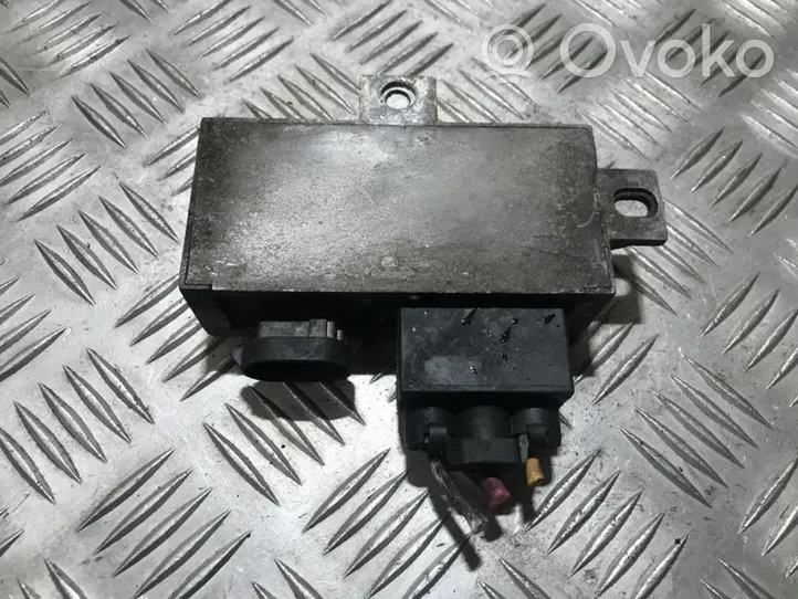 Renault Kangoo I Glow plug pre-heat relay 7700111525