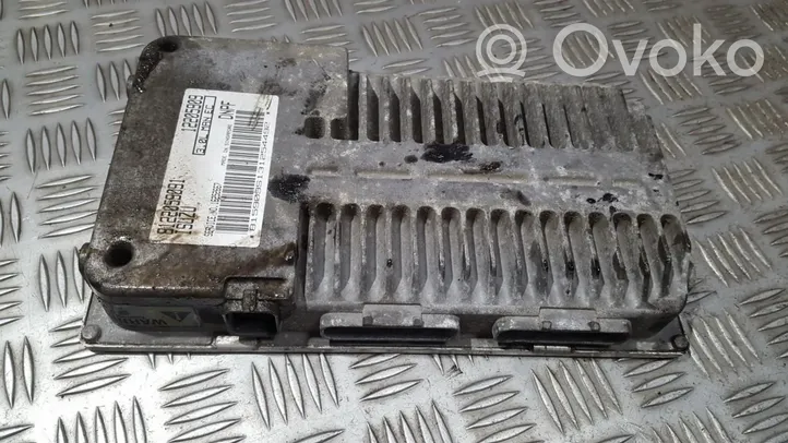 Isuzu Trooper Sterownik / Moduł ECU 8122059091