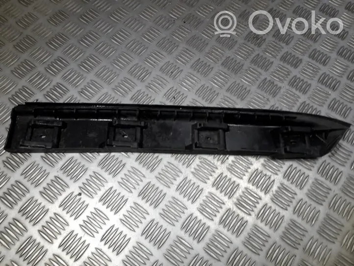 Volkswagen Jetta V Soporte de montaje del parachoques trasero 1K5807394