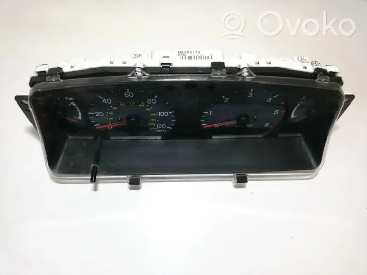 Mitsubishi Pajero Sport I Compteur de vitesse tableau de bord mr590142