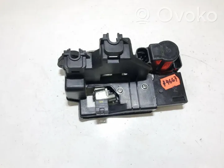 Chevrolet Spark Rear door lock 