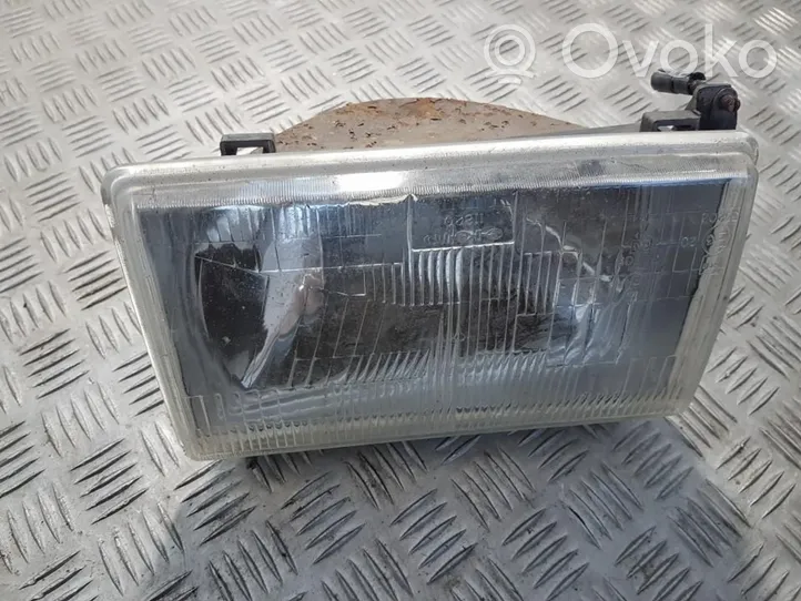 Peugeot 104 Lampa przednia 11820