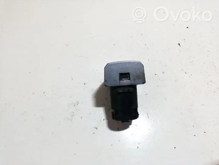 Opel Corsa D Couvre de porte de chargement 24463557