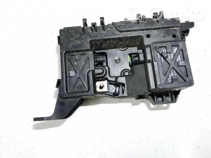 Audi A8 S8 D4 4H Fuse box set 8r0937517e