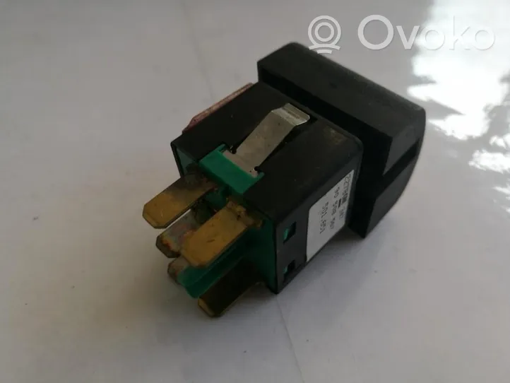 Opel Vectra B Bouton commande de recyclage air 90508567