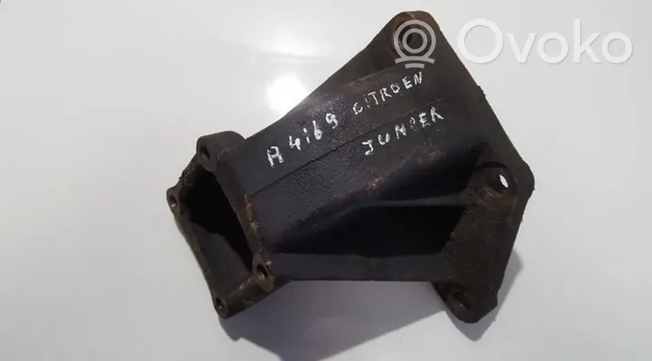 Citroen Jumper Moottorin kiinnikekorvake (käytetyt) 1312580080