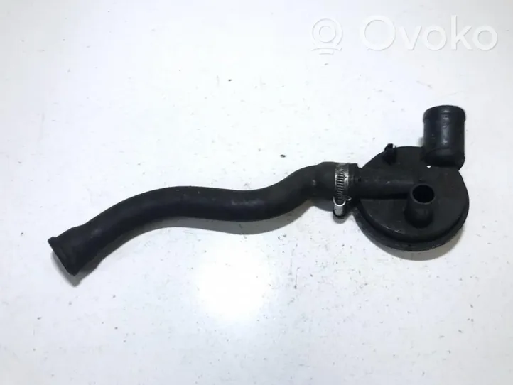 Audi A4 S4 B5 8D Breather/breather pipe/hose 028103493s