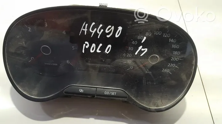 Volkswagen Cross Polo Speedometer (instrument cluster) 6r0920861g