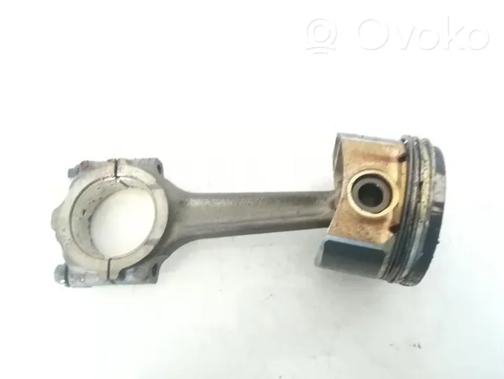 Fiat Grande Punto Piston avec bielle 