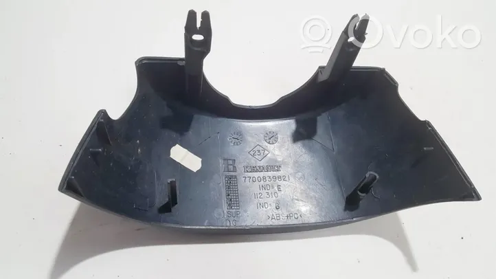 Renault Megane I Garniture de colonne de volant 770083982