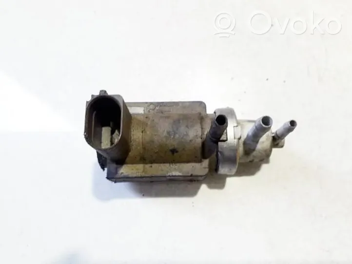 Audi A6 S6 C5 4B Turboahtimen magneettiventtiili 059906627a