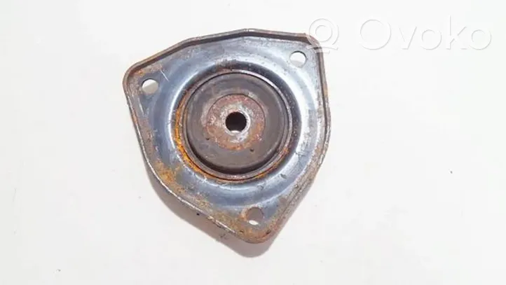 Nissan Sunny Supporto di montaggio della molla elicoidale 5432050y12