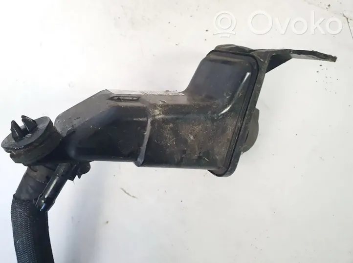 Audi A4 S4 B7 8E 8H Serbatoio/vaschetta del liquido del servosterzo 8E0422373B