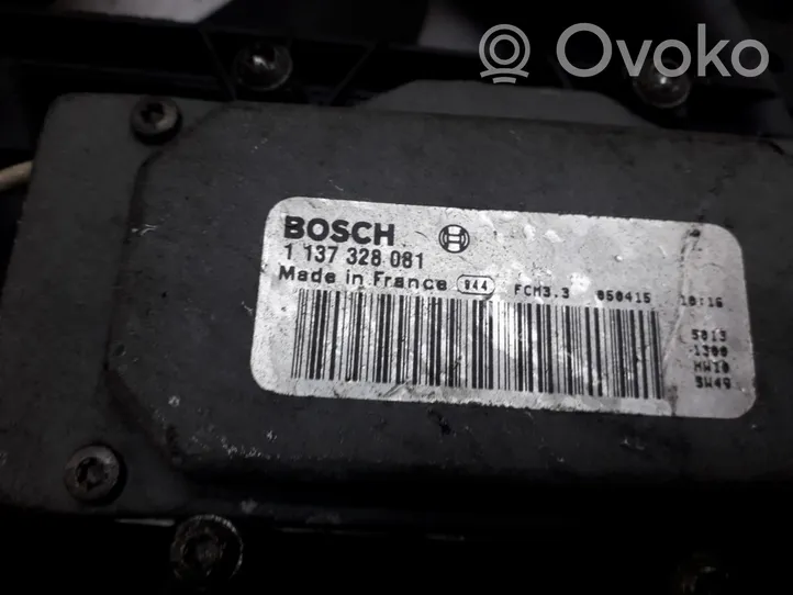 Volvo S80 Jäähdytyspuhaltimen rele 1137328081