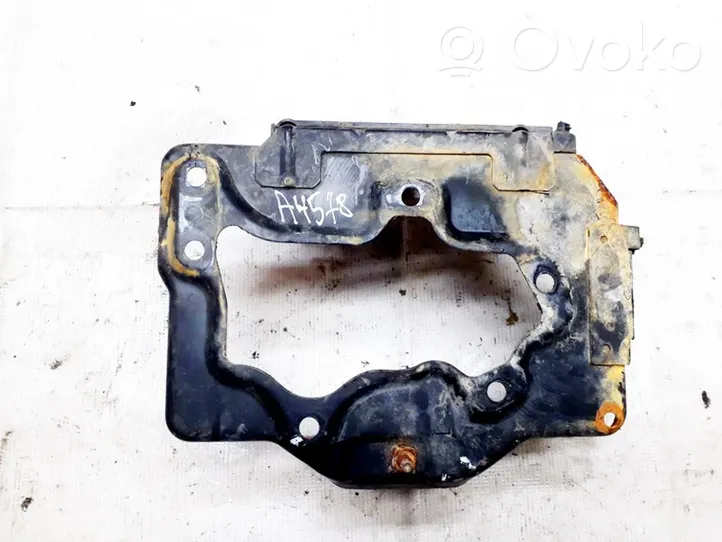 Opel Vectra B Battery box tray 90508991