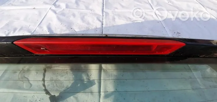 Volvo XC90 Trzecie światło stop 