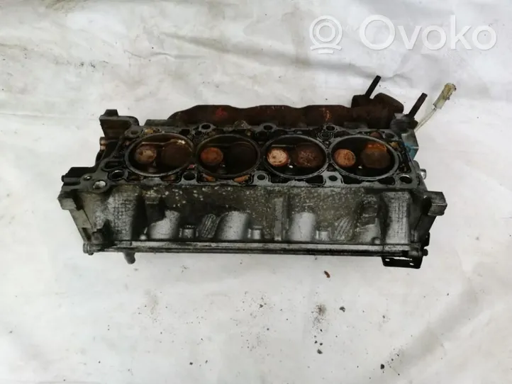 Ford Crown Victoria I Engine head rff1ae6090