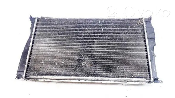 BMW 3 E90 E91 Radiateur de refroidissement 17117788903