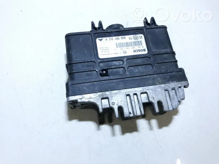 Volkswagen Golf III Sterownik / Moduł ECU 0261203184