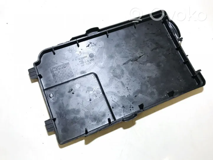 Audi A3 S3 8P Battery box tray cover/lid 1k0915443