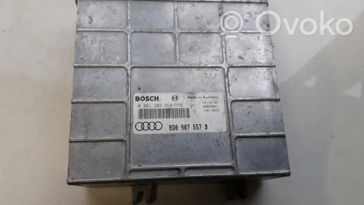 Audi A4 S4 B5 8D Variklio valdymo blokas 8D0907557B