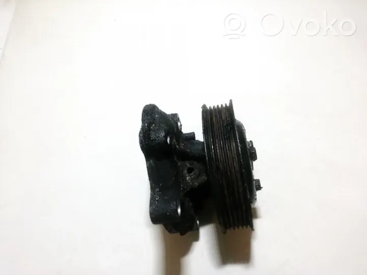 Opel Astra G Water pump 