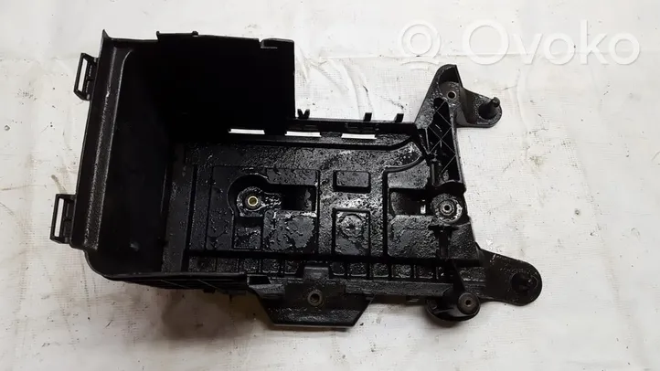 Audi A3 S3 8P Support boîte de batterie 1K0915333B