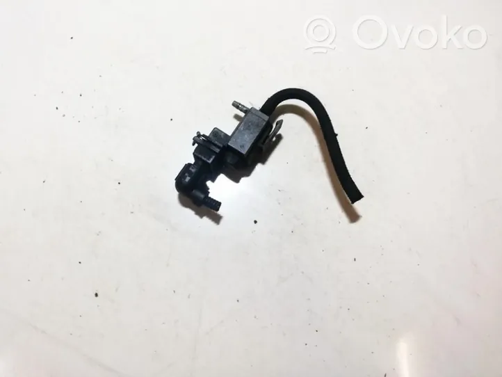 BMW 3 E90 E91 Solenoidinis vožtuvas 7537612