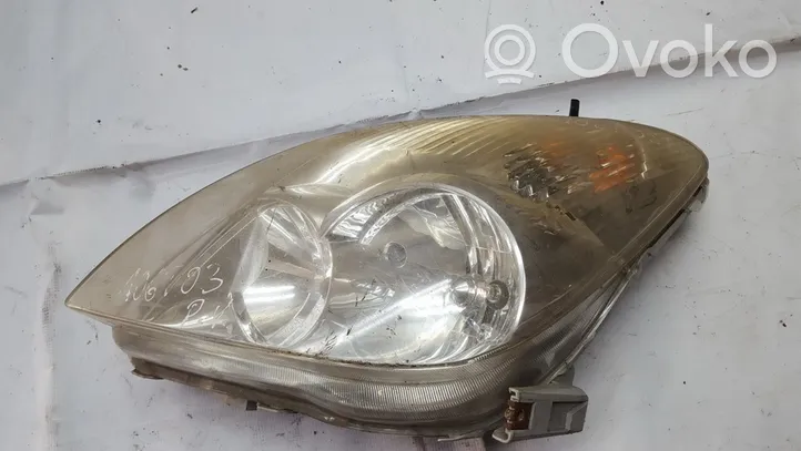 Toyota Corolla Verso E121 Lampa przednia 