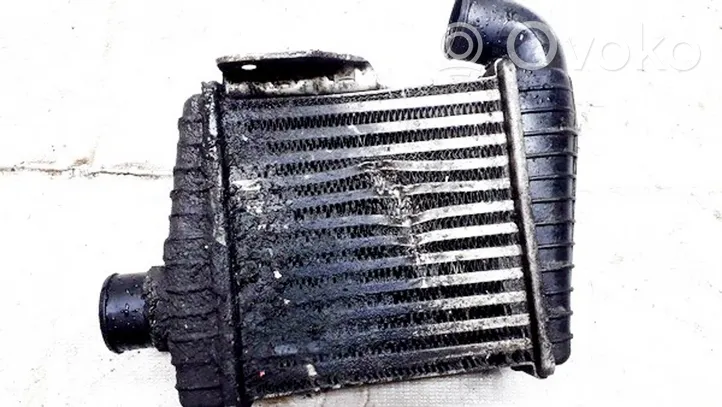 Hyundai Elantra Radiatore intercooler 