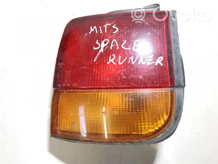 Mitsubishi Space Runner Feux arrière / postérieurs 