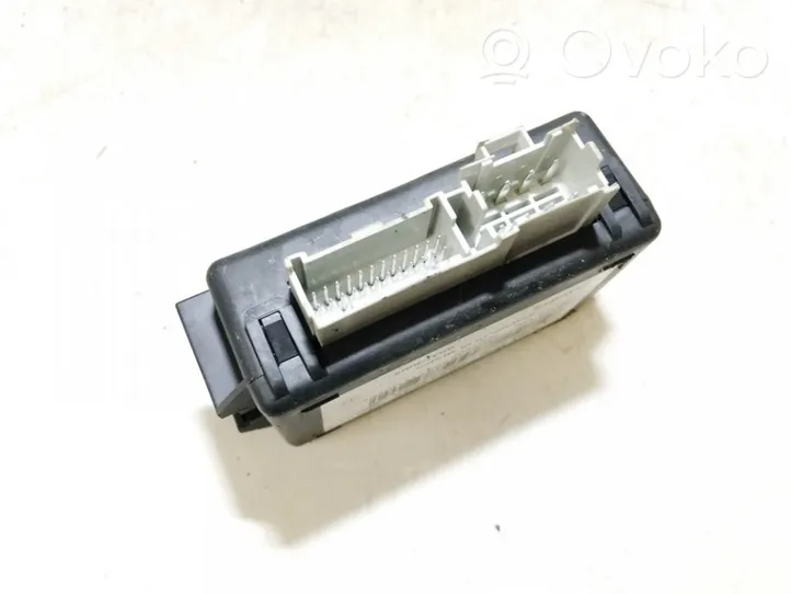 Chevrolet Captiva Comfort/convenience module 25843242