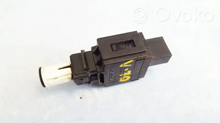 Volvo S70  V70  V70 XC Brake pedal sensor switch 8622064