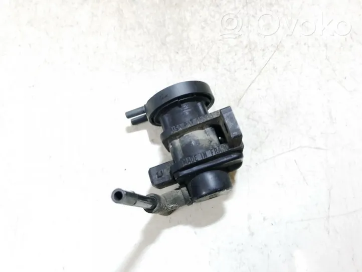 Opel Sintra Turboahtimen magneettiventtiili 4534373