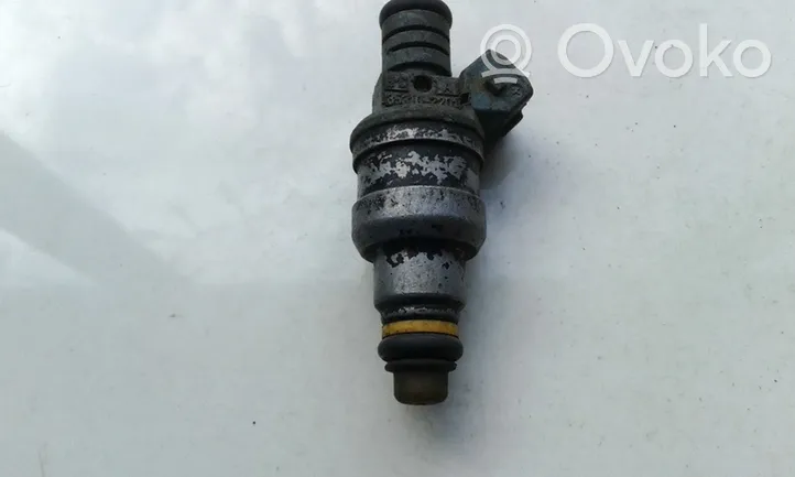 Hyundai Accent Injecteur de carburant 9250930006