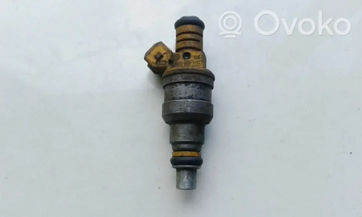 Volvo 850 Injecteur de carburant 280150779